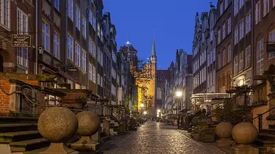 Ulica Mariacka w Gdańsku – przewodnik po bursztynowej ulicy