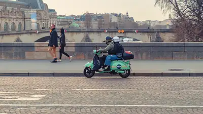 Rozwój technologii w motocyklach: ABS, TCS i inteligentne sy