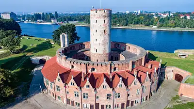 Twierdza Wisłoujście w Gdańsku – historia i zwiedzanie