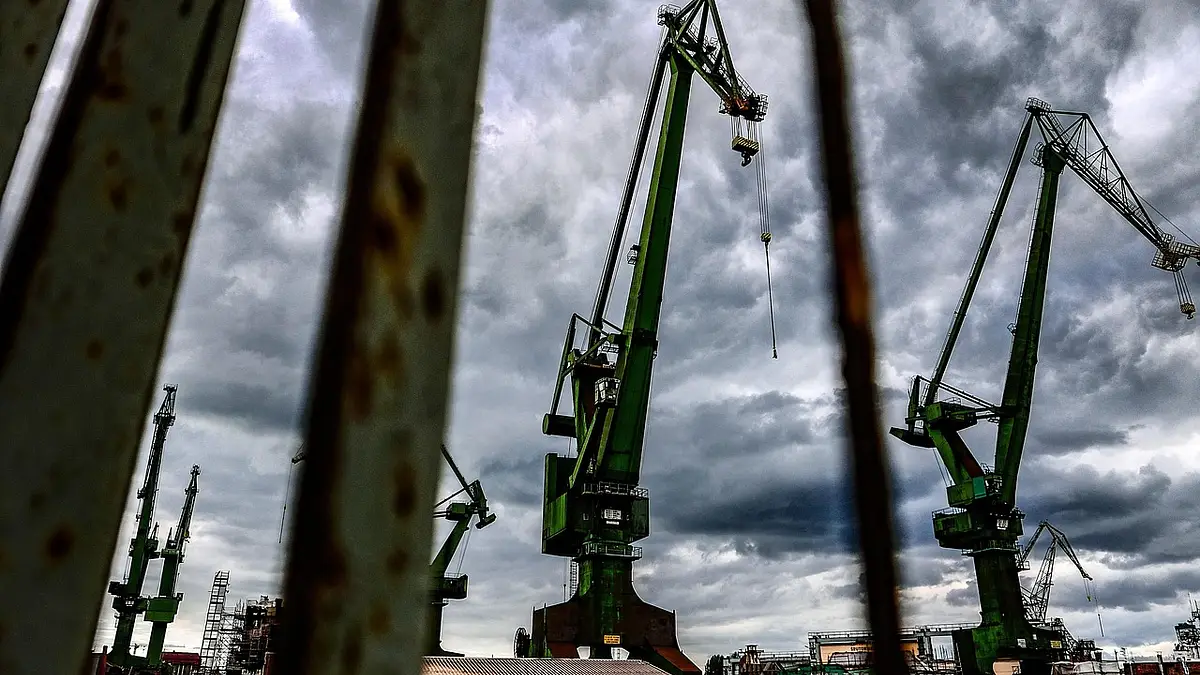 Żurawie Stoczni Gdańskiej – symbol wolności i historii Polsk