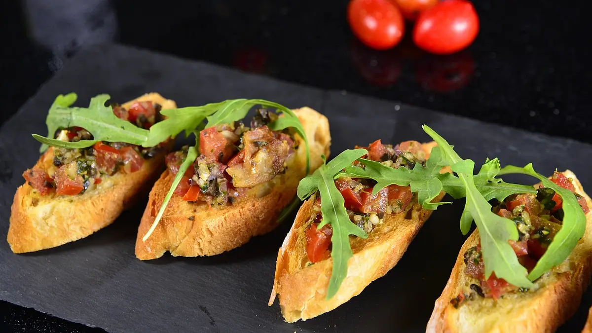 Jak wybrać idealną wielkość żyrandola do salonu