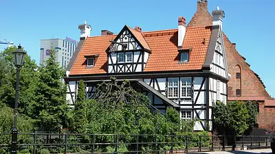 Mały Młyn w Gdańsku – gotycki spichlerz i atrakcja turystycz