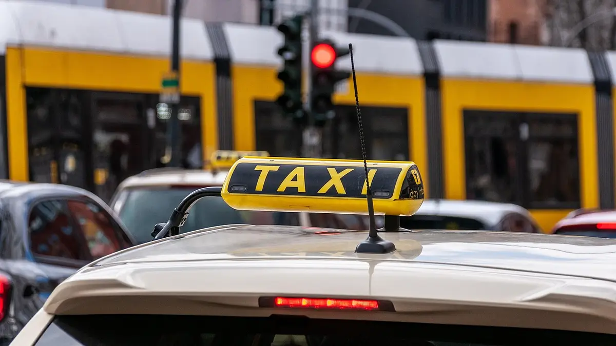 Taxi Gdańsk – ceny, aplikacje i najlepsze usługi 2025