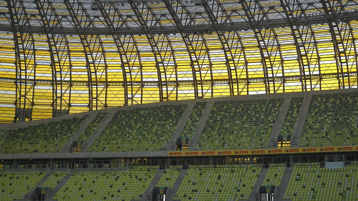 Lechia Gdańsk: Historia, Stadion i Kibice Biało-Zielonych