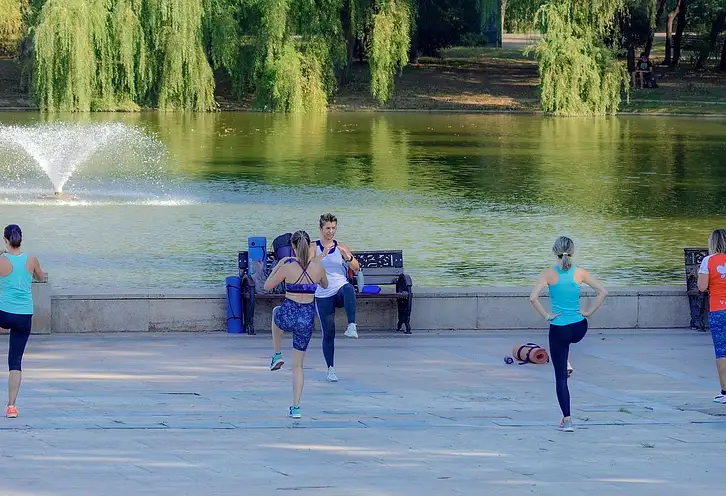 Siłownie zewnętrzne w Gdańsku – gdzie i jak trenować?