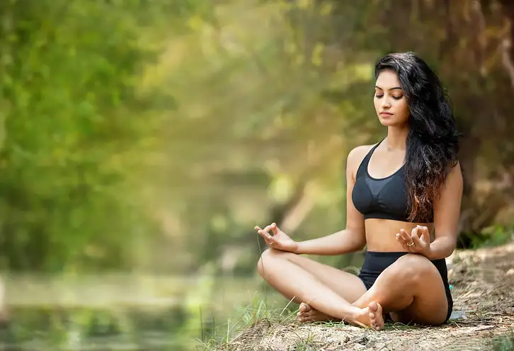 Klocki i pianki do jogi – wsparcie w praktyce