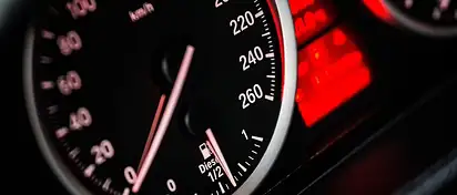 Niezbędne akcesoria do samochodu - co warto mieć?