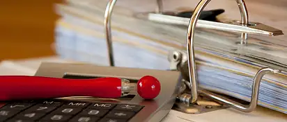 Bezpieczne pojemniki na dokumenty – czy warto je mieć?