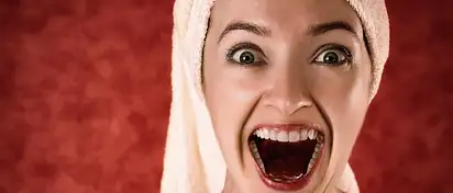 Wybielanie zębów: Co warto wiedzieć? Porady i fakty