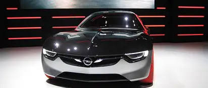 Samochód nowy czy używany? Zalety i wady