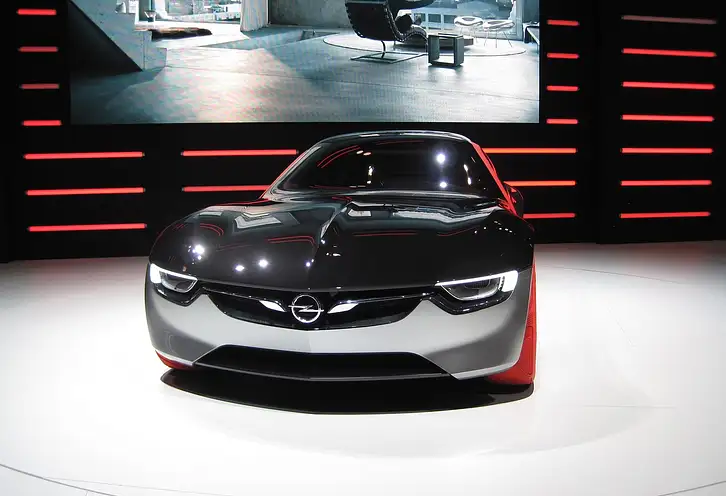 Samochód nowy czy używany? Zalety i wady