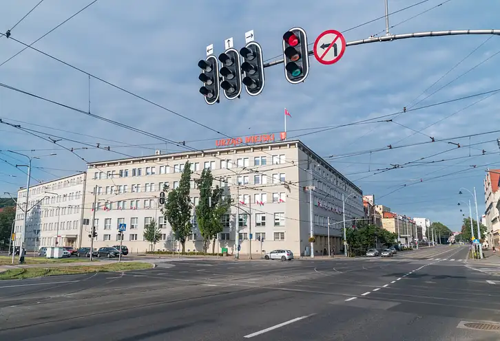 Urząd Miasta Gdańska – struktura, usługi i rozwój miasta