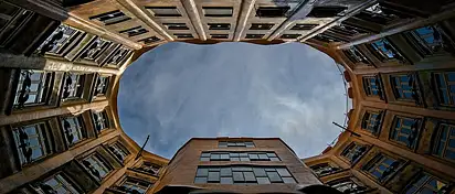 Przyszłość kontenerów socjalnych: innowacje