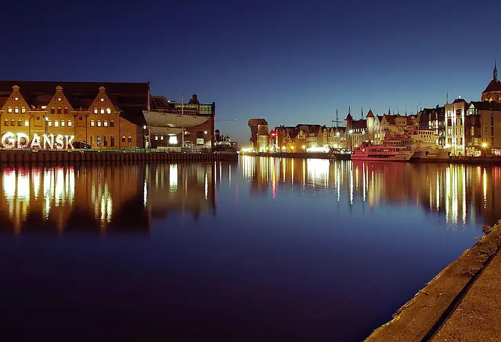 Motława w Gdańsku – Historia, atrakcje i nabrzeża | 2025