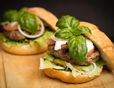 Roślinne zamienniki mięsa - trendy w żywieniu