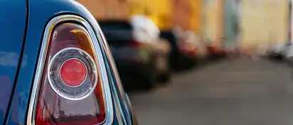 Dywaniki samochodowe: dlaczego warto i jak wybrać?