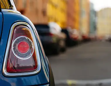 Dywaniki samochodowe: dlaczego warto i jak wybrać?