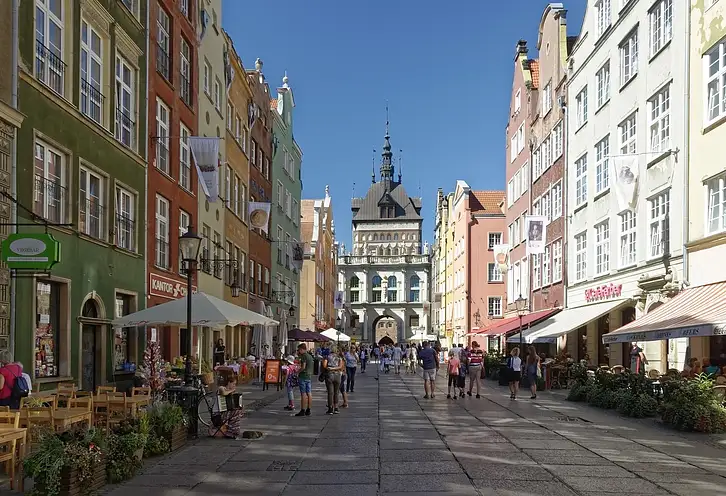 Długi Targ Gdańsk – historia i atrakcje